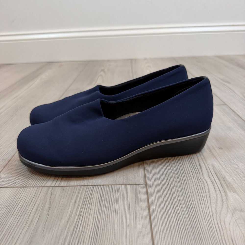 SAS Bliss Comfort Navy Blue Fabric Wedge Pumps Shoes Womens 8.5 W Wide